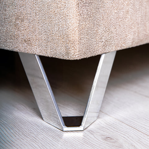 FL1 - Chrome metal legs